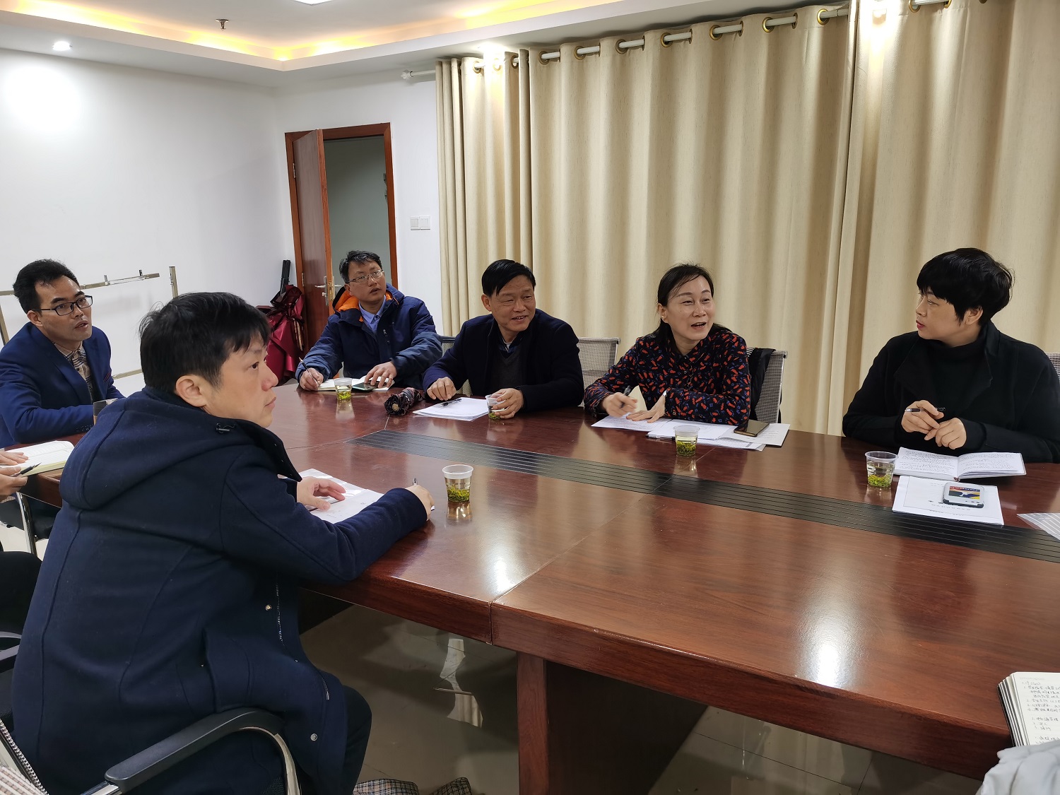 1614589162940009113.jpg 微信图片_20210301162022座谈会1.jpg