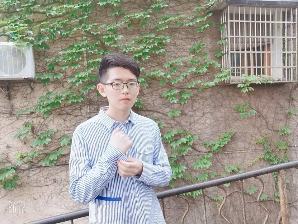 1595032982495015339.jpg 刘明鑫.jpg